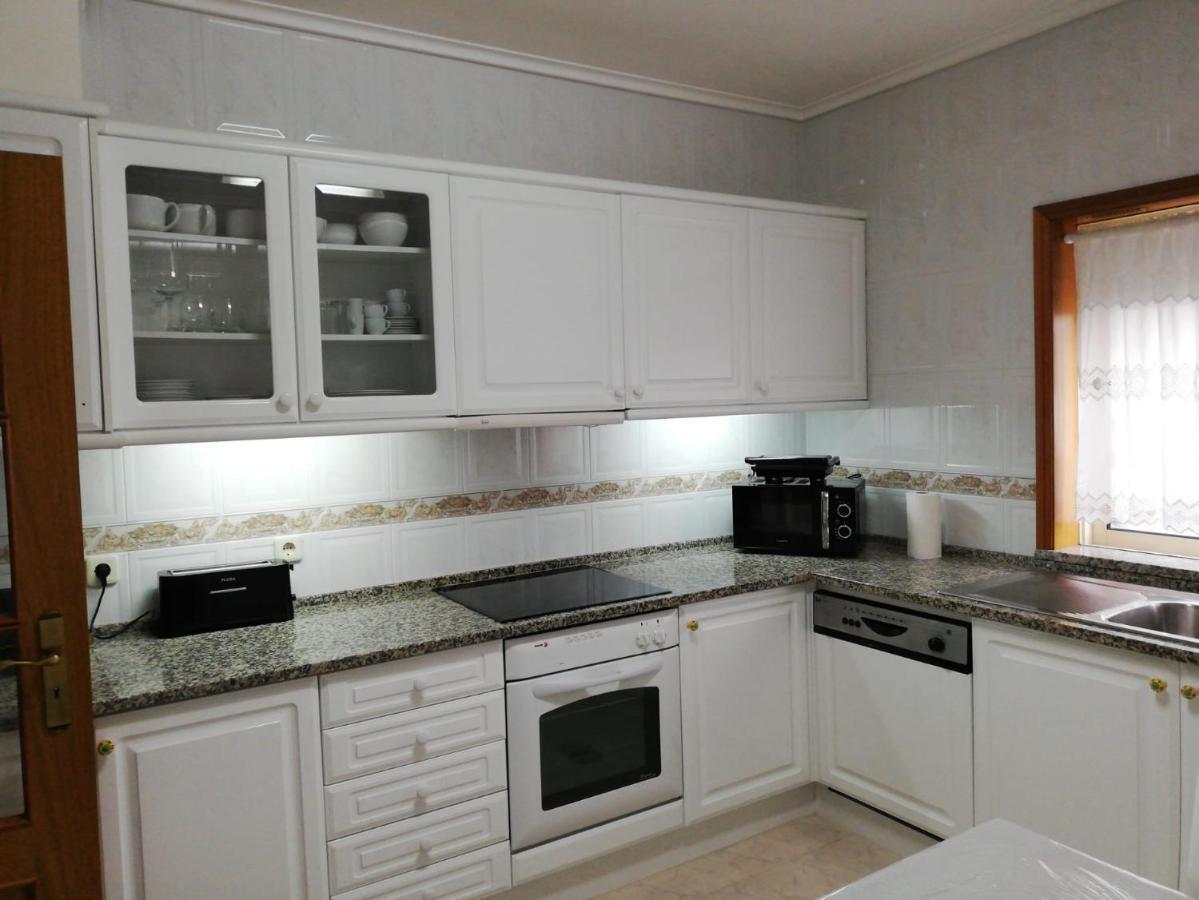 Lovely Apartment Aveiro Buitenkant foto